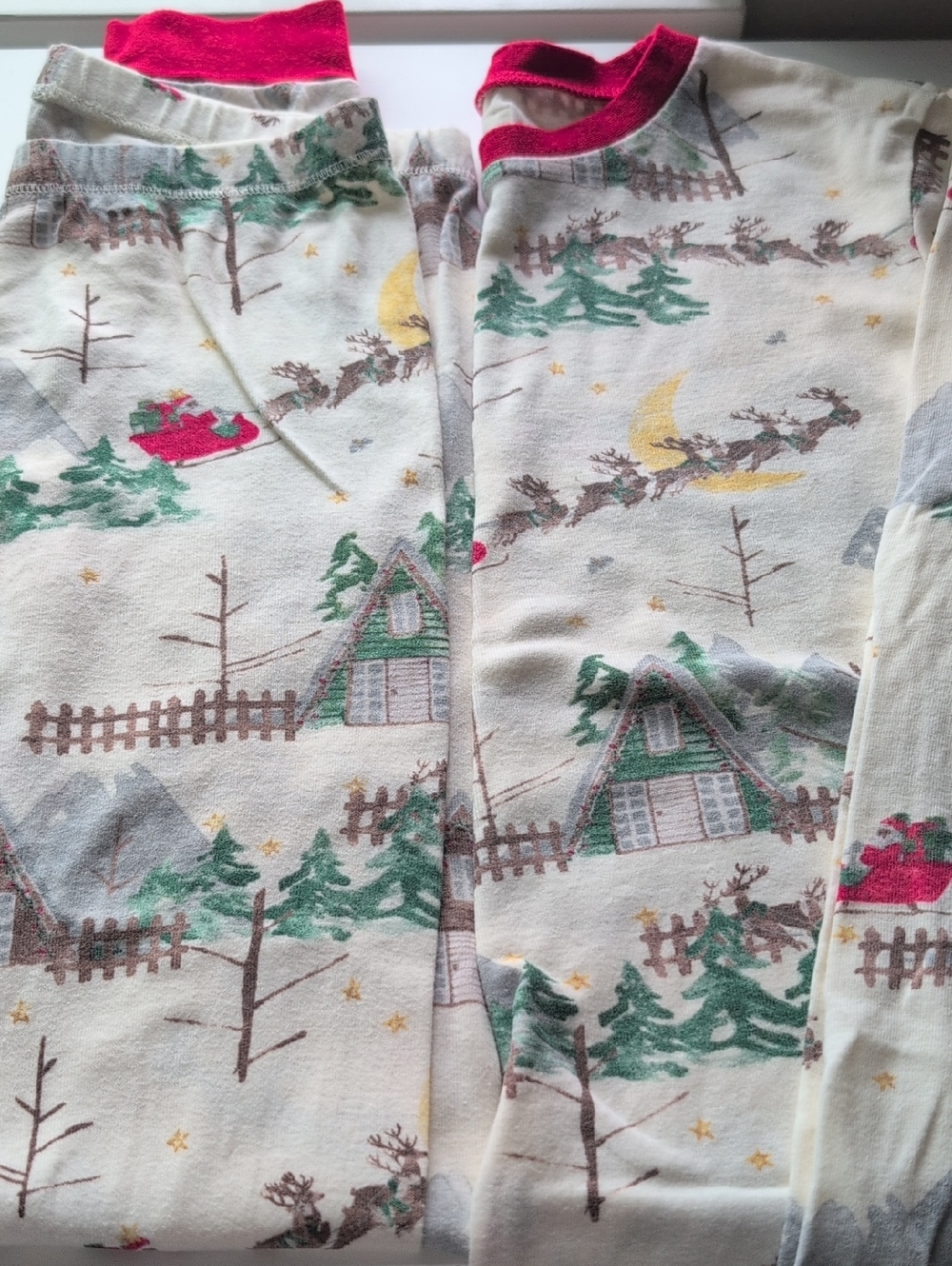 Burt's Bees Santa Sleigh And 🦌 Reindeer 🎄 Christmas Pajamas